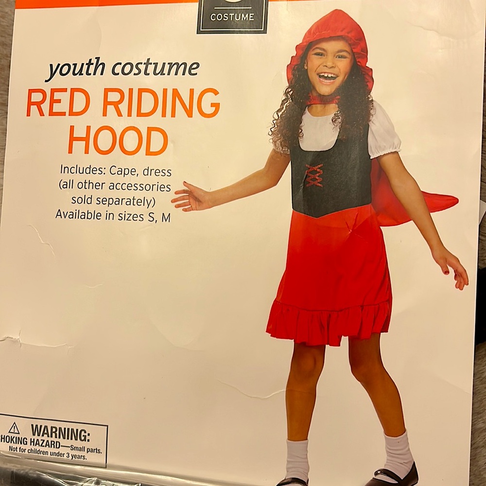 Costume - Picture 1 of 3